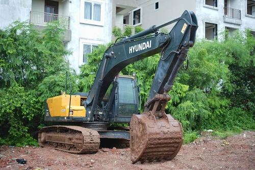 /hyundai-215-excavator